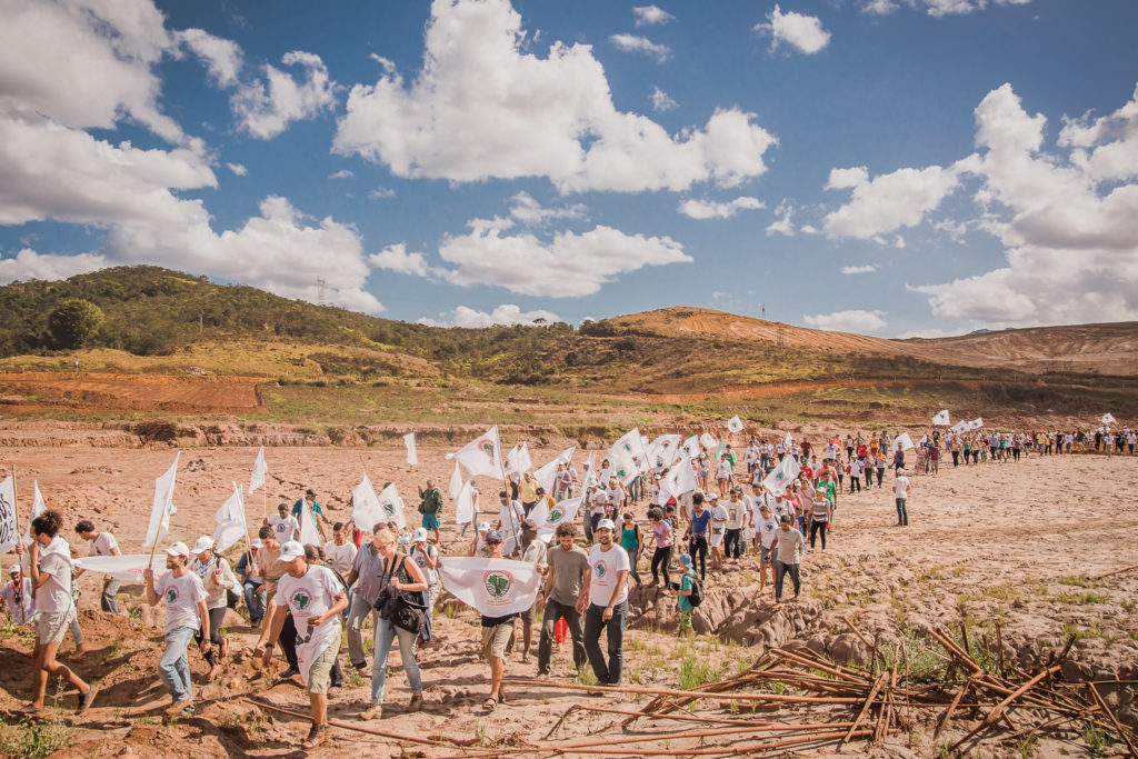 Movimento Dos Atingidos Por Barragens Lan A A Campanha Revida Mariana