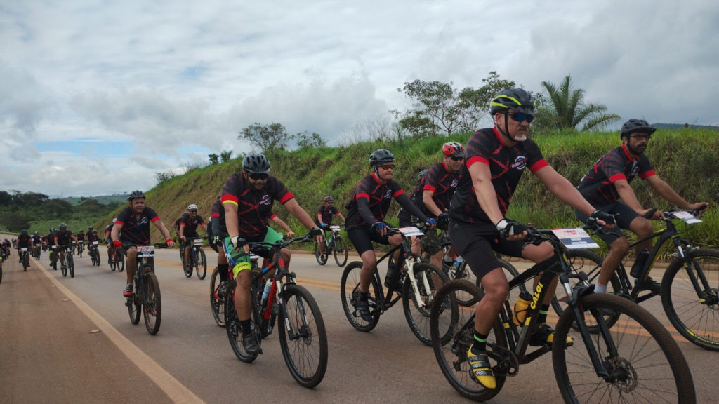 Passeio Cicl Stico Em Brumadinho Re Ne Centenas De Familiares E Amigos