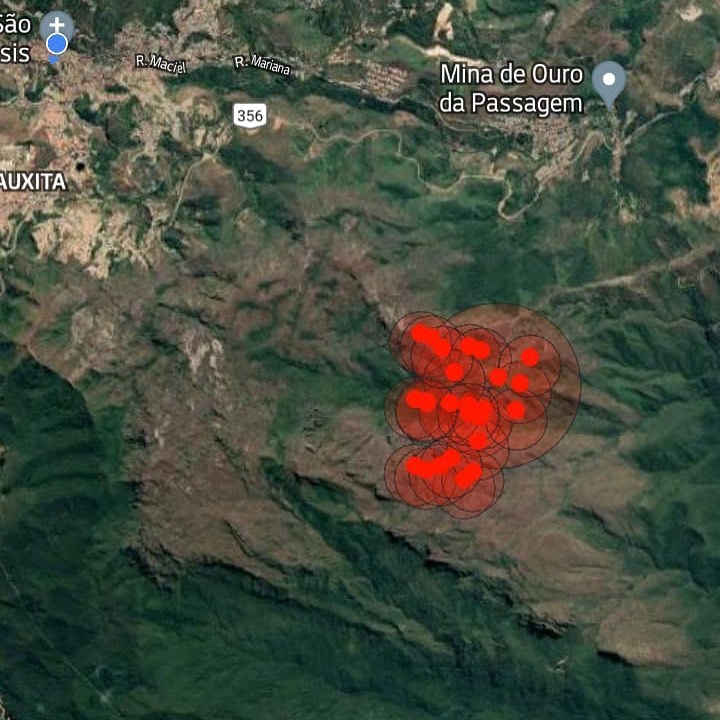 Área do Parque Estadual do Itacolomi, focos de incêndio