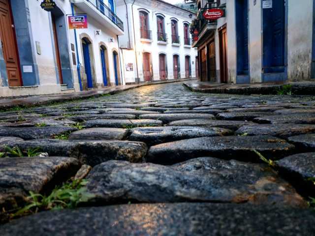 rua-sao-jose-mao-unica-invertida-transito-ouro-preto