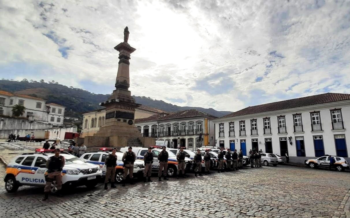 52º Batalhão auxilia jovens de Itabirito, Ouro Preto e Mariana que querem  aprovação em concursos da