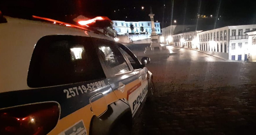 tentou-roubar-jovem-impedido-moradores-alto-da-cruz