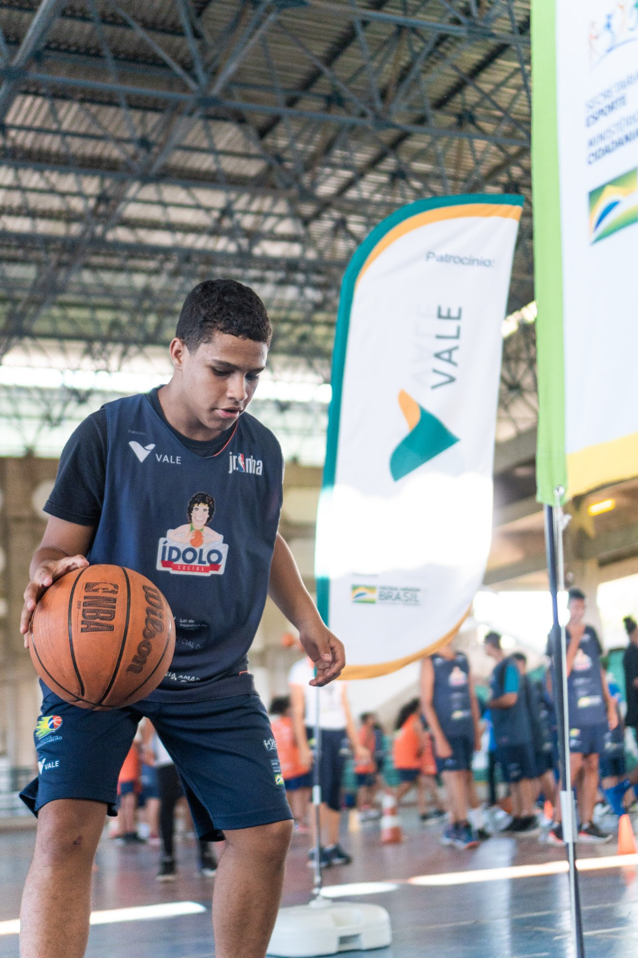 Prefeitura de São Paulo oferece aulas de basquete gratuitas para