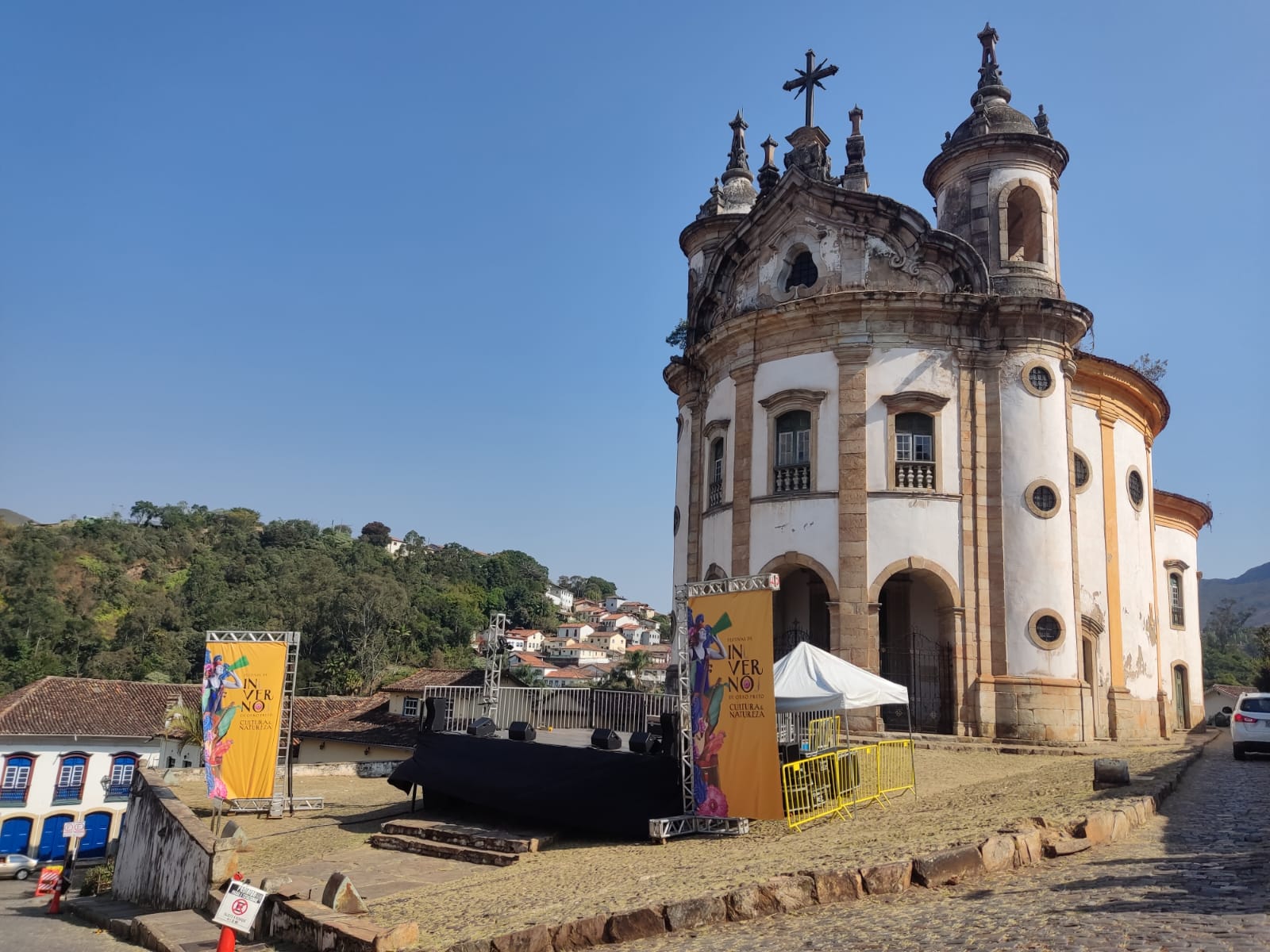 palco-largo-rosario-festival-inverno-2024-ouro-preto