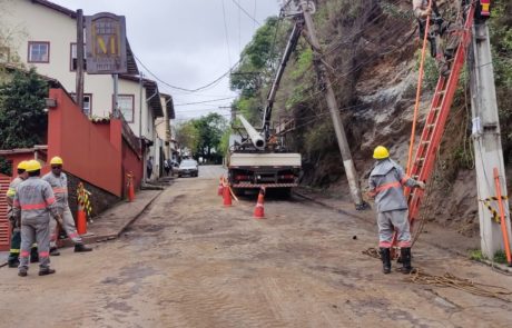 rua-pandia-calogeras-passa-por-intervencao-manha-30-10-2024-deslizamento