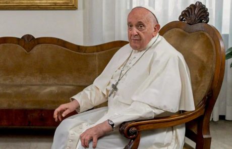 papa-francisco-tem-infeccao-polimicrobiana-e-vaticano-diz-que-quadro-clinico-e-complexo